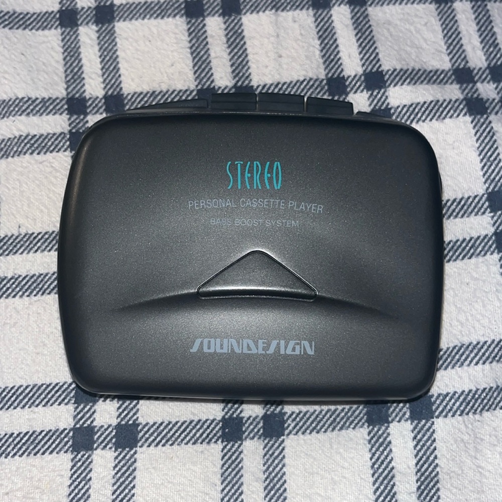 VINTAGE sound design stereo personal casette player